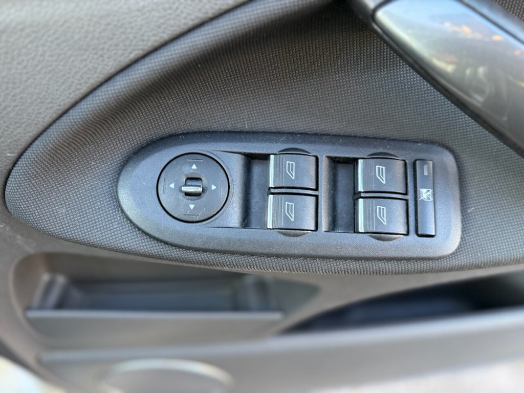 Used Ford C-Max 2010 for sale - 76909814: Photo 21