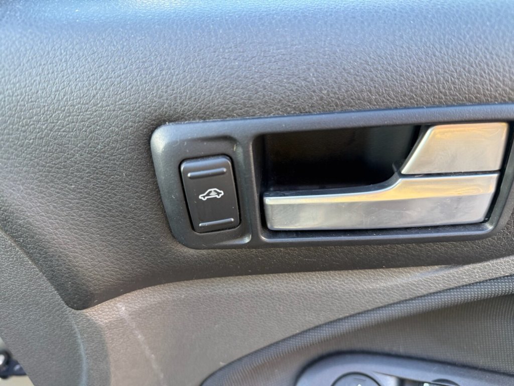 Used Ford C-Max 2010 for sale - 76909814: Photo 22