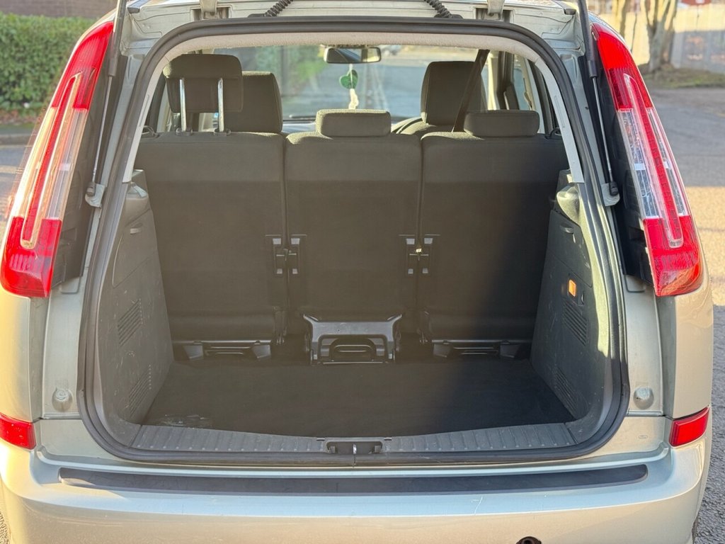 Used Ford C-Max 2010 for sale - 76909814: Photo 28