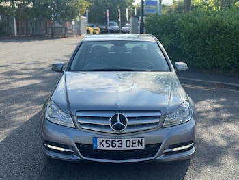 Used Mercedes-Benz C Class 2014 for sale - 79358447: Photo