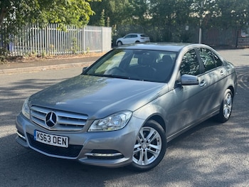 Used Mercedes-Benz C Class 2014 for sale - 79358447: Photo