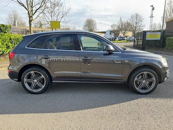 Used Audi Q5 2017 for sale - 77880283: Photo