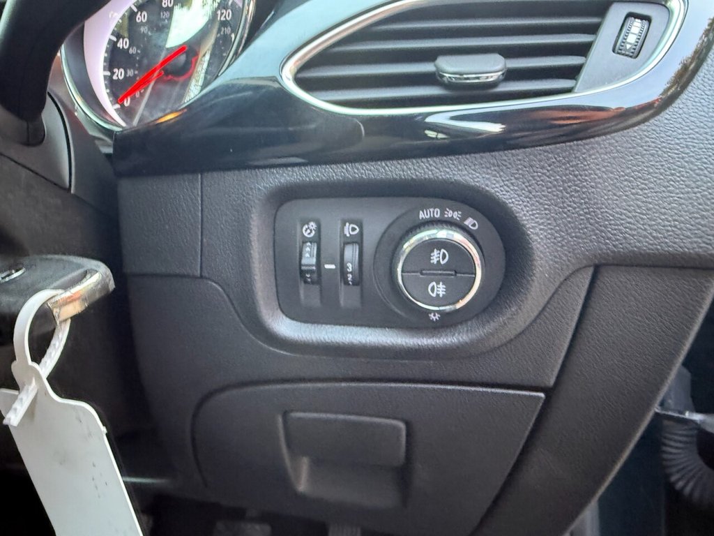 Used Vauxhall Astra 2019 for sale - 76148017: Photo 16