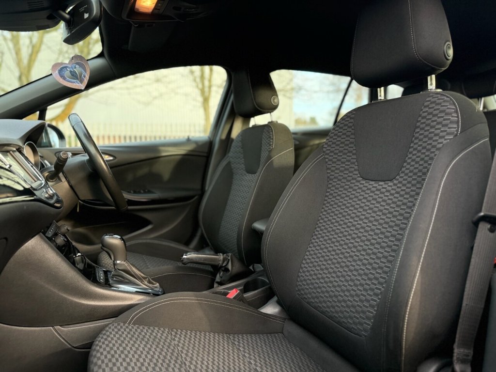 Used Vauxhall Astra 2017 for sale - 77436450: Photo 11
