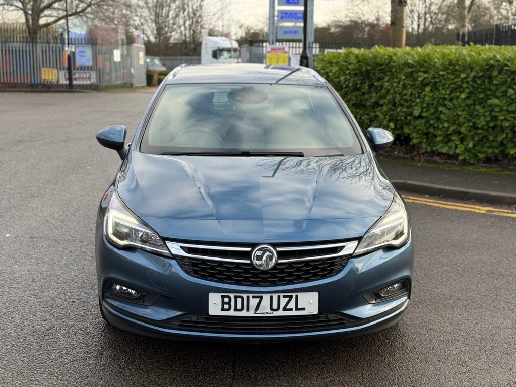 Used Vauxhall Astra 2017 for sale - 77436450: Photo 2