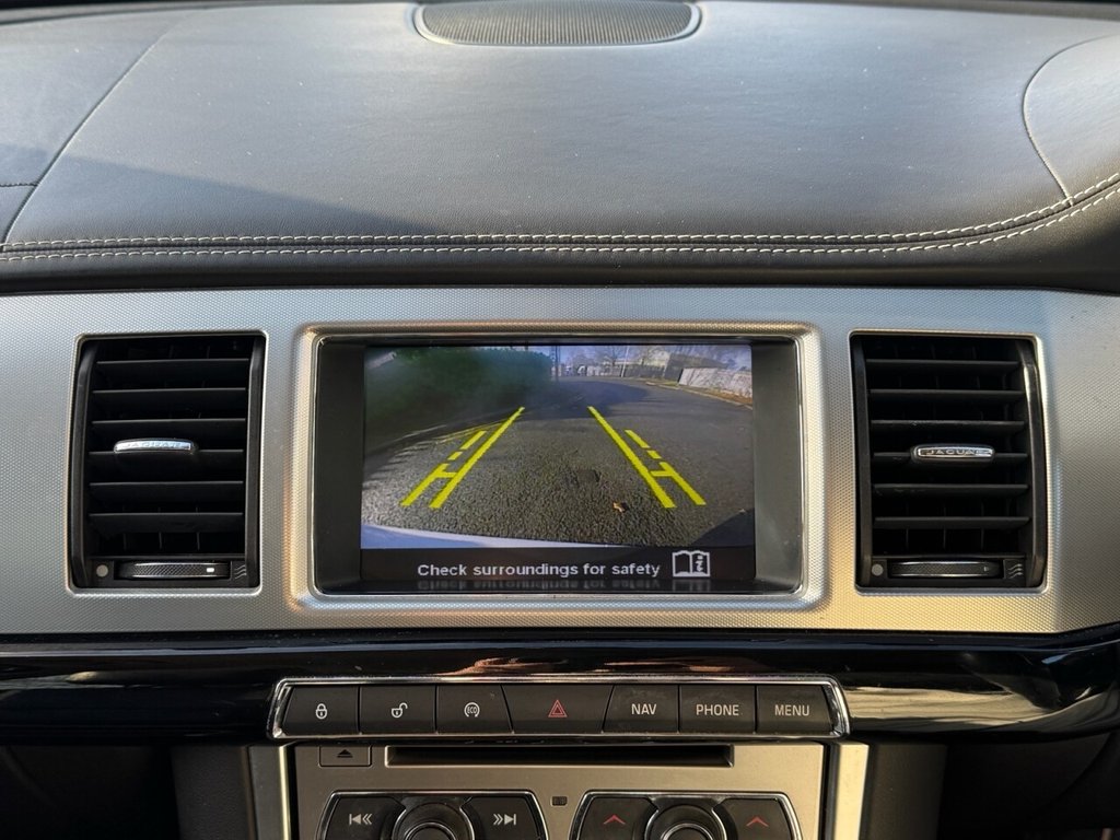 Used Jaguar XF 2015 for sale - 76740707: Photo 21