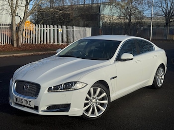 Used Jaguar XF 2015 for sale - 76740707: Photo