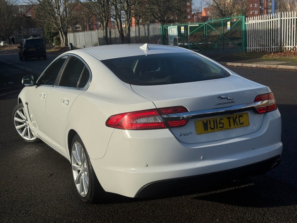 Used Jaguar XF 2015 for sale - 76740707: Photo 5