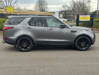 Used Land Rover Discovery 2017 for sale - 74035023: Photo