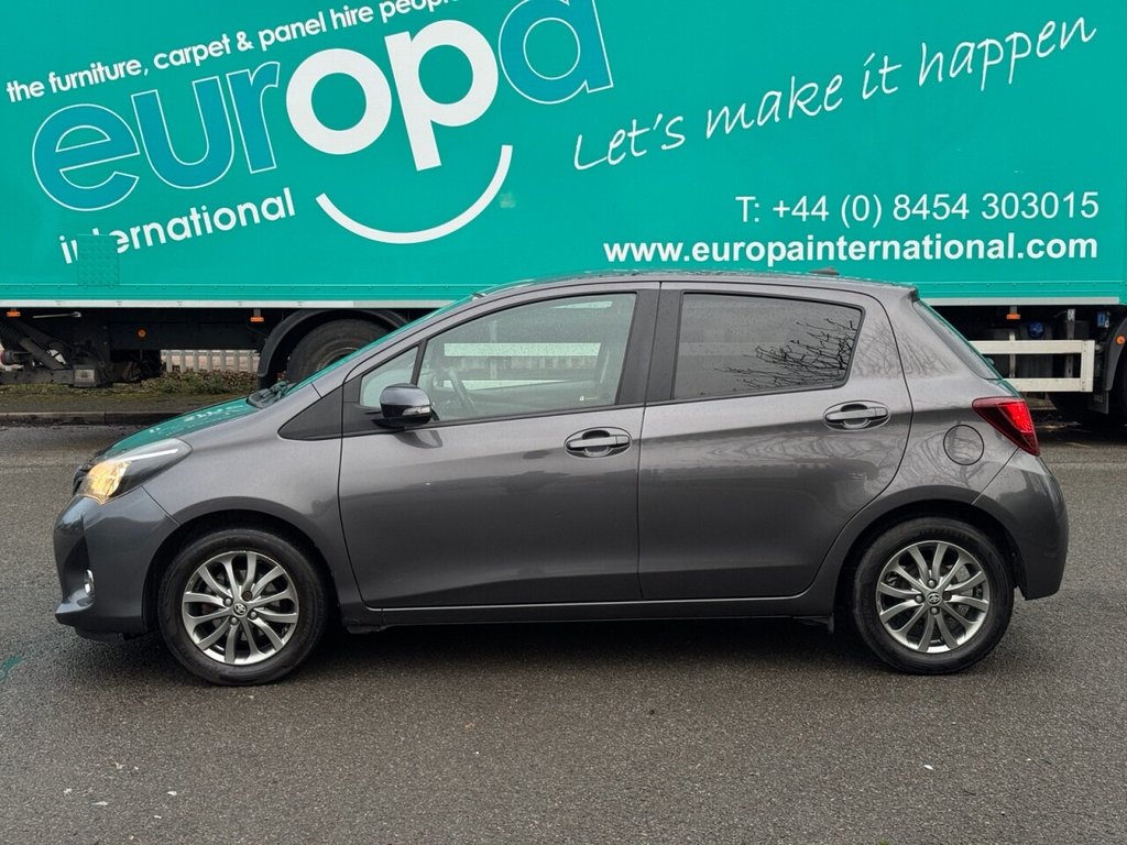 Used Toyota Yaris 2016 for sale - 77697962: Photo 4