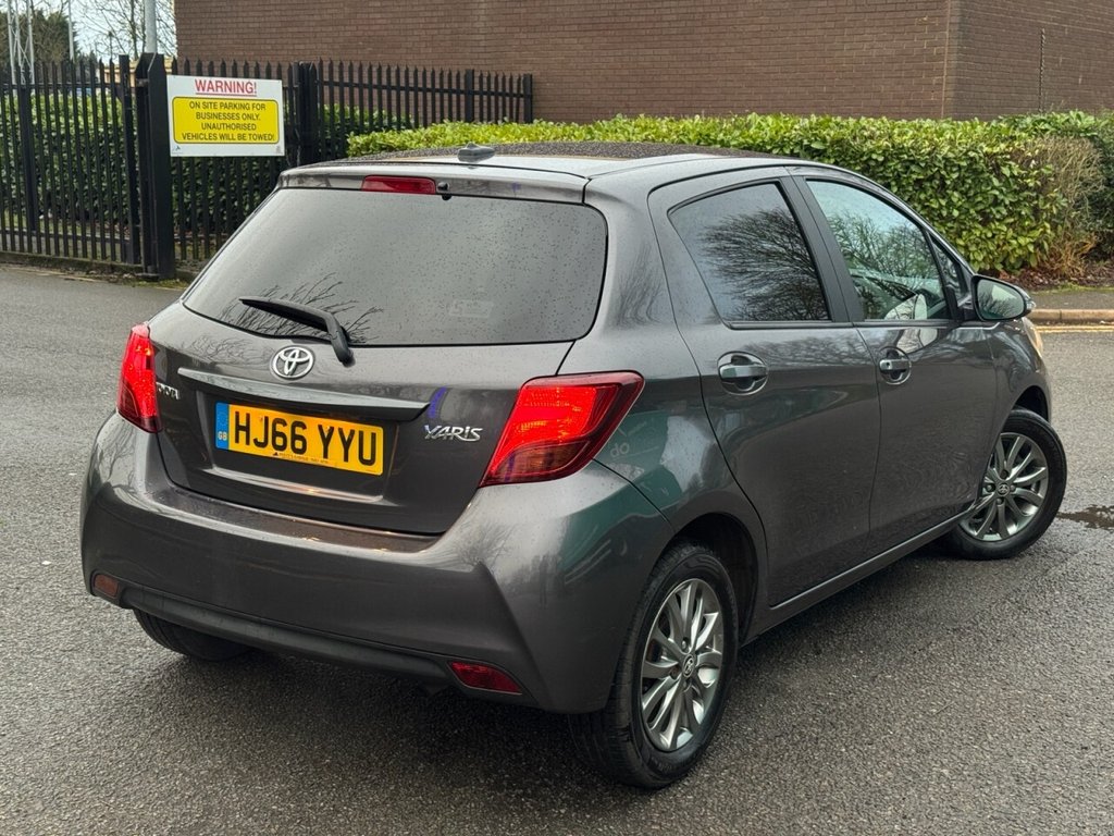 Used Toyota Yaris 2016 for sale - 77697962: Photo 7