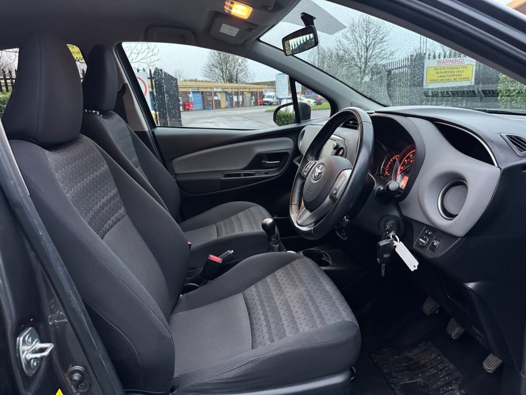 Used Toyota Yaris 2016 for sale - 77697962: Photo 9