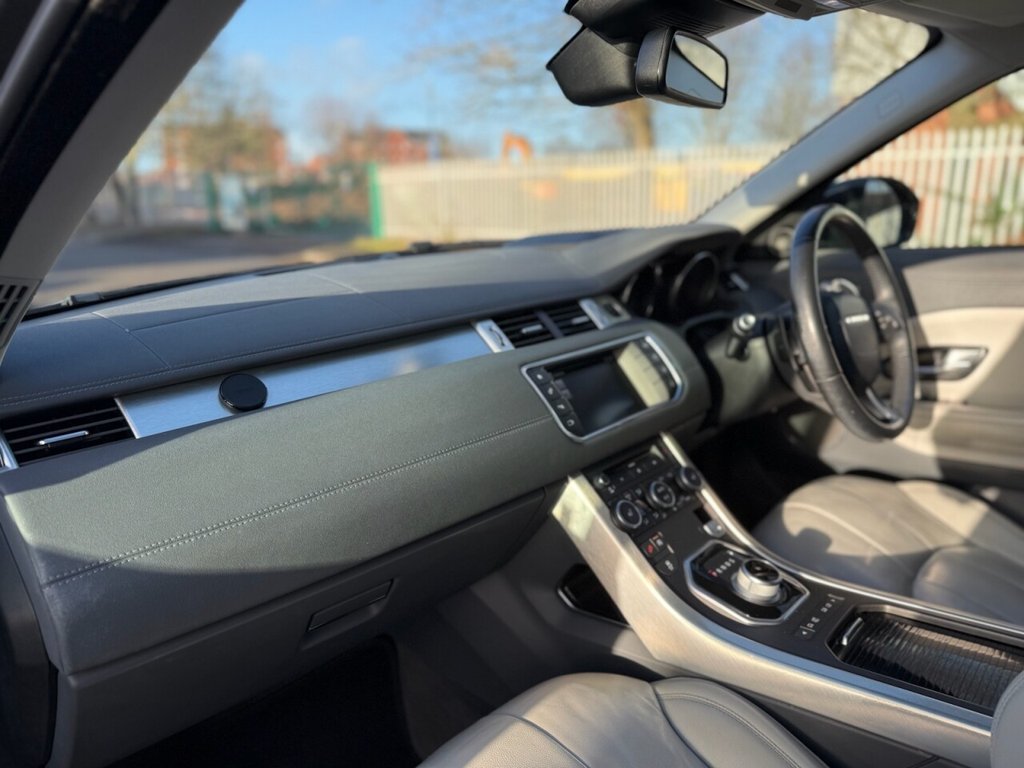 Used Land Rover Range Rover Evoque 2016 for sale - 76900549: Photo 11