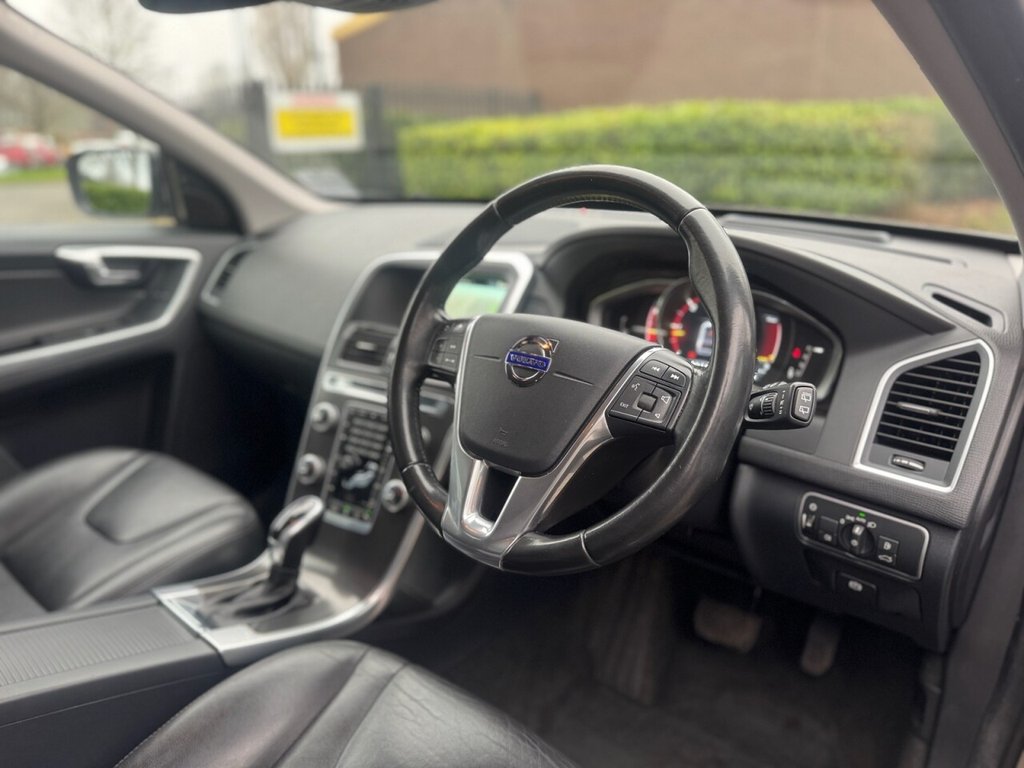 Used Volvo XC60 2015 for sale - 77422716: Photo 10