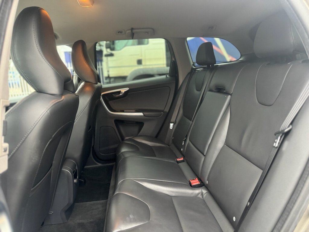 Used Volvo XC60 2015 for sale - 77422716: Photo 15