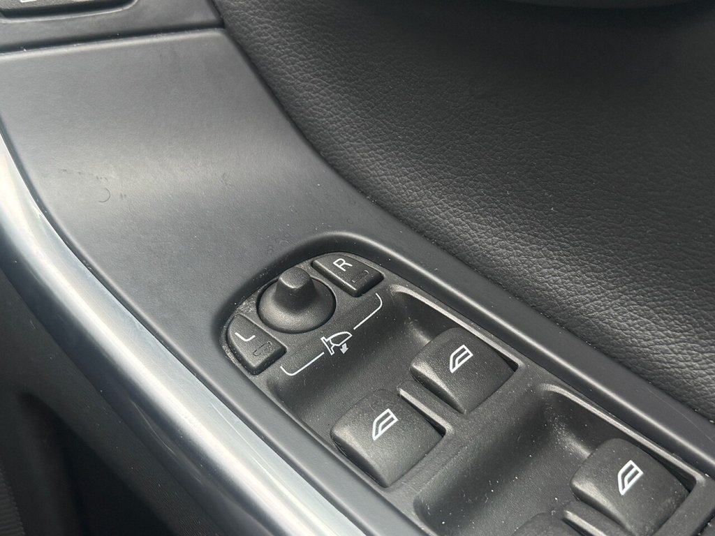 Used Volvo XC60 2015 for sale - 77422716: Photo 20