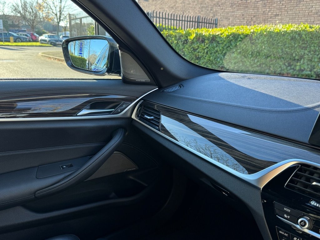 Used BMW 5 Series 2018 for sale - 76655131: Photo 25