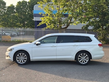 Used Volkswagen Passat 2015 for sale - 79000966: Photo