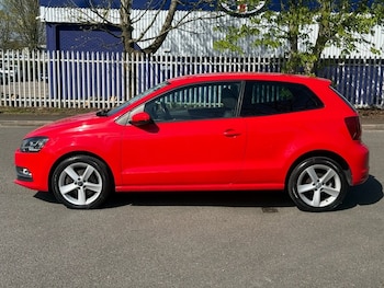 Used Volkswagen Polo 2015 for sale - 78083281: Photo