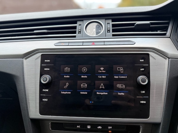 Used Volkswagen Passat 2018 for sale - 76303705: Photo 15