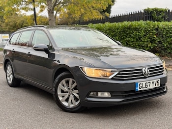 Volkswagen - Passat