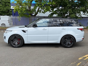 Used Land Rover Range Rover Sport 2017 for sale - 78583396: Photo
