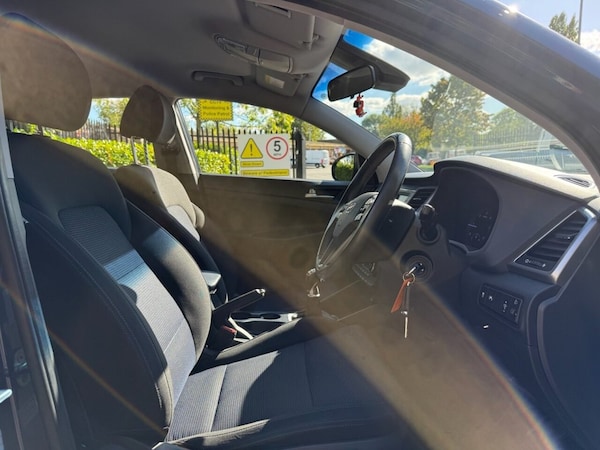 Used Hyundai TUCSON 2017 for sale - 76068775: Photo 9