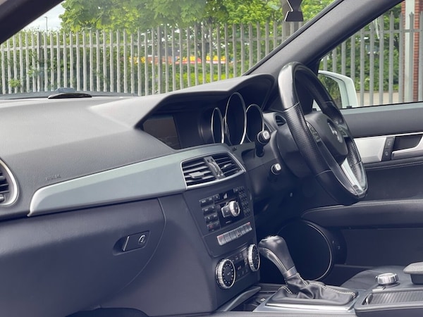 Used Mercedes-Benz C-Class 2014 for sale - 76245398: Photo 17
