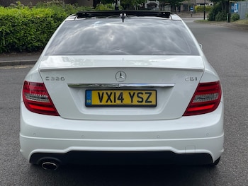 Used Mercedes-Benz C-Class 2014 for sale - 76245398: Photo 4