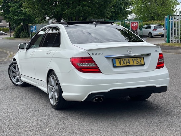 Used Mercedes-Benz C-Class 2014 for sale - 76245398: Photo 5
