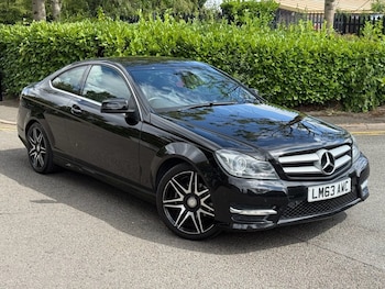 Used Mercedes-Benz C Class 2013 for sale - 79327921: Photo