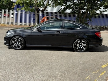 Used Mercedes-Benz C Class 2013 for sale - 79327921: Photo