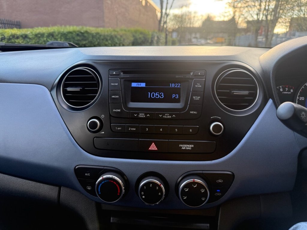 Used Hyundai i10 2014 for sale - 78088375: Photo 16