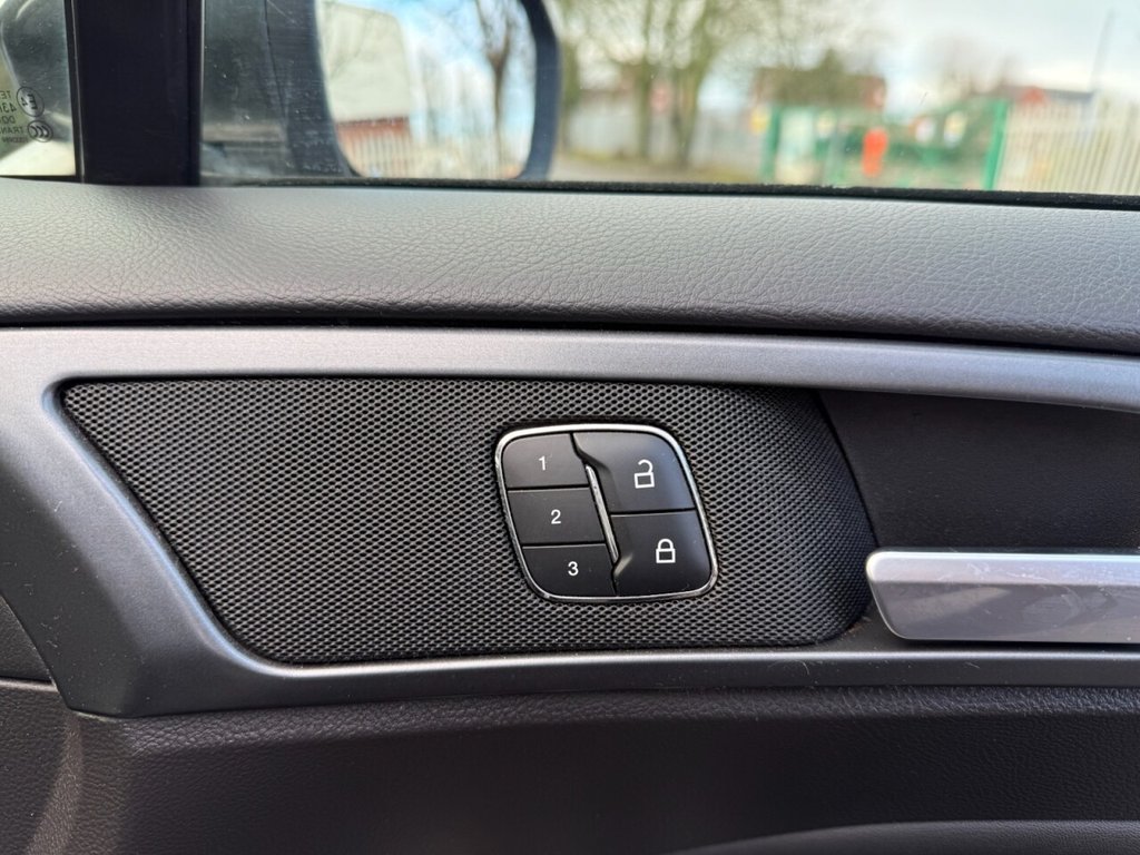 Used Ford Mondeo 2016 for sale - 77269117: Photo 31