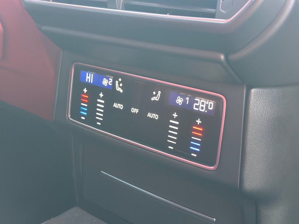 Used Lamborghini Urus 2023 for sale - 76655091: Photo 18