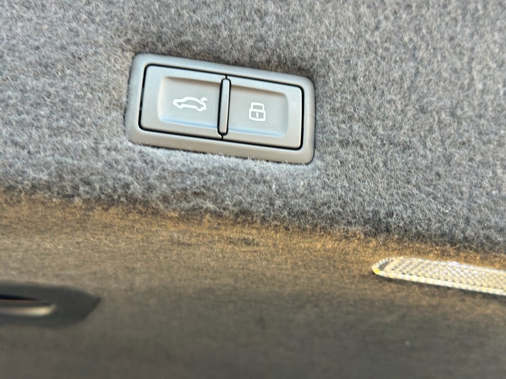 Used Lamborghini Urus 2023 for sale - 76655091: Photo 25