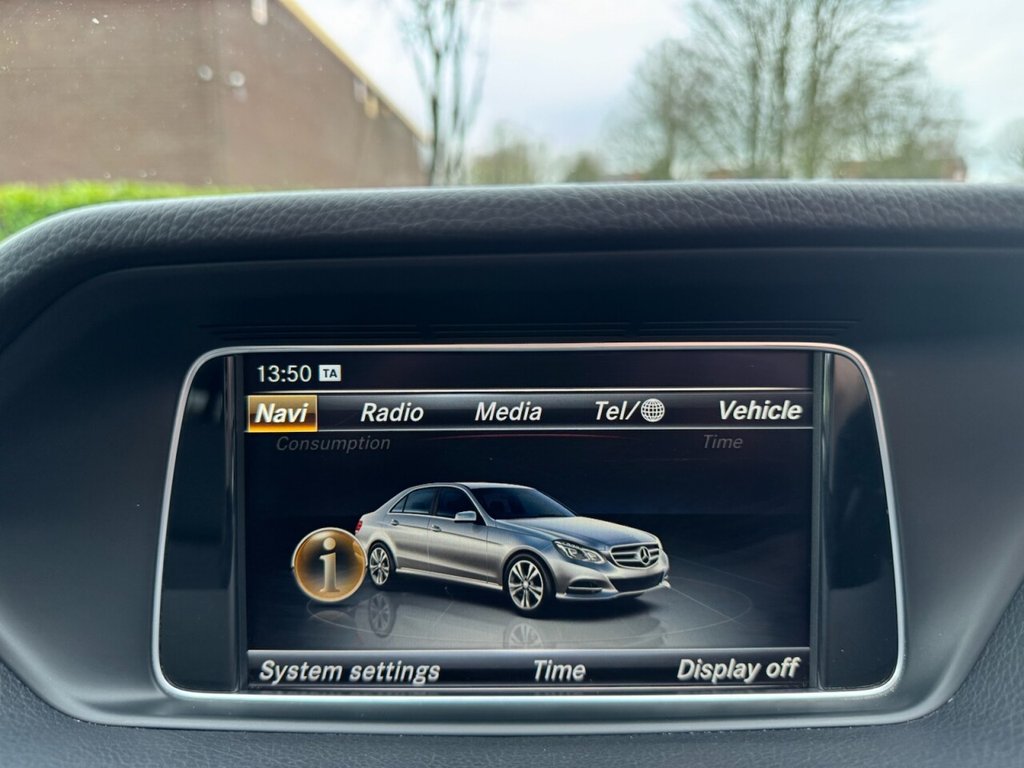 Used Mercedes-Benz E Class 2016 for sale - 77436420: Photo 11