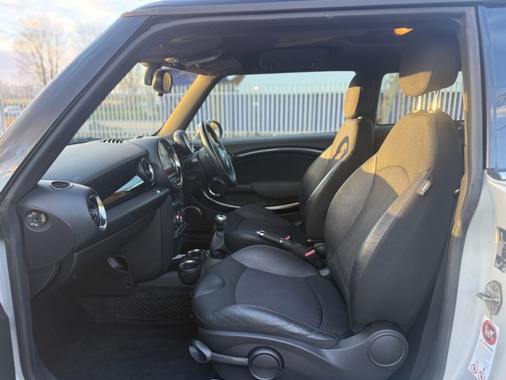 Used MINI Hatch 2011 for sale - 77880190: Photo 13