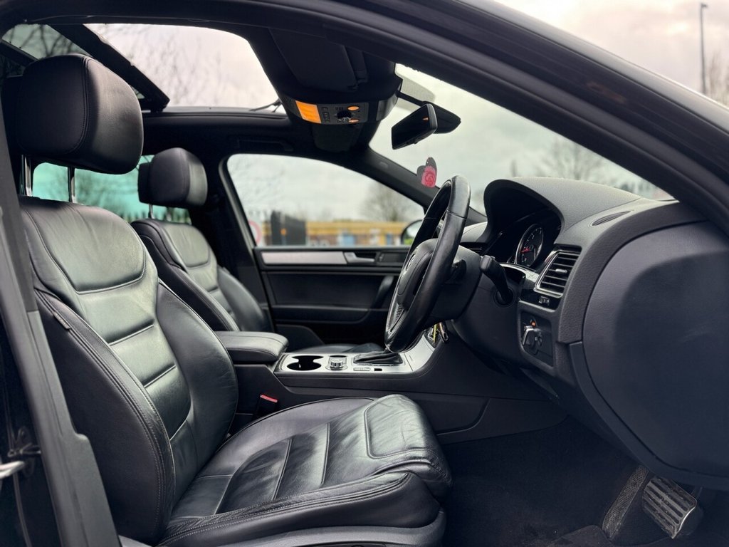 Used Volkswagen Touareg 2011 for sale - 77394680: Photo 10