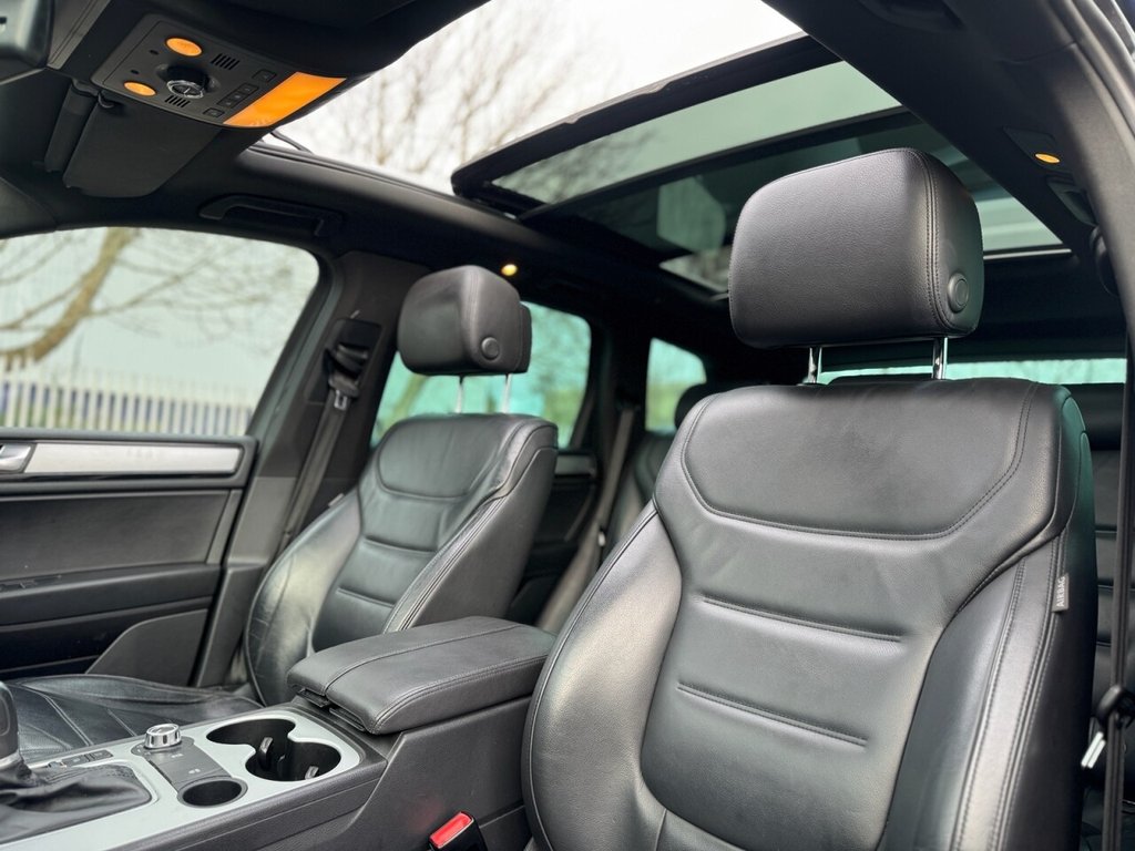 Used Volkswagen Touareg 2011 for sale - 77394680: Photo 14