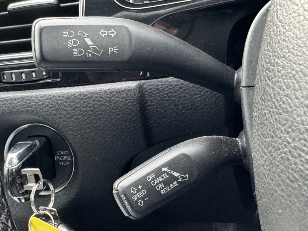 Used Volkswagen Touareg 2011 for sale - 77394680: Photo 23