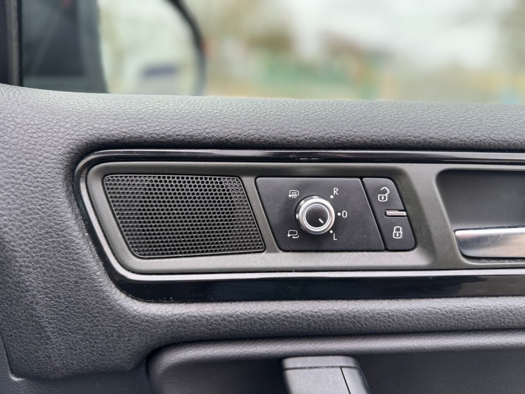 Used Volkswagen Touareg 2011 for sale - 77394680: Photo 27