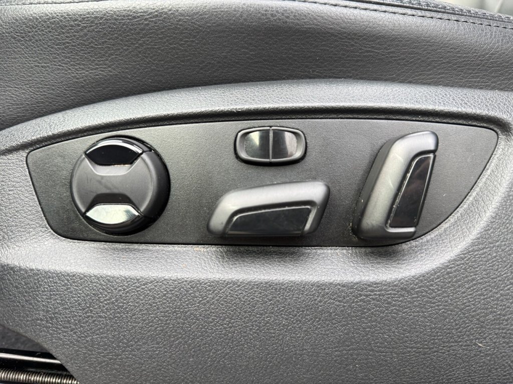 Used Volkswagen Touareg 2011 for sale - 77394680: Photo 28