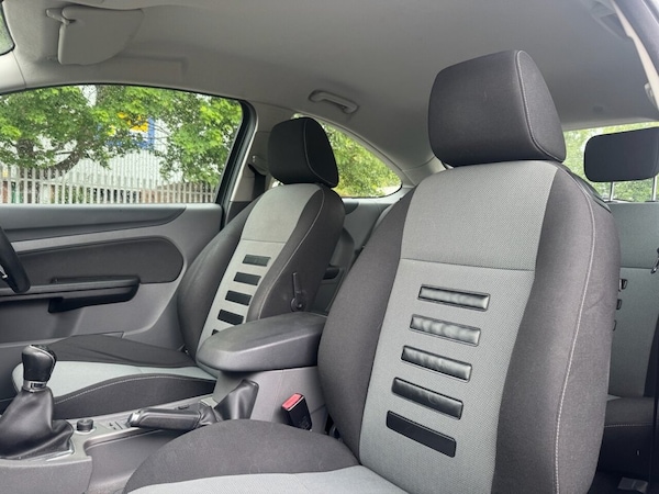 Used Ford Focus 2009 for sale - 74867361: Photo 14