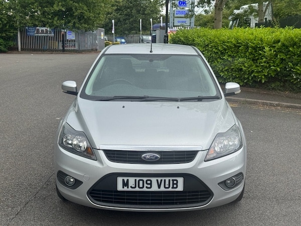 Used Ford Focus 2009 for sale - 74867361: Photo 2