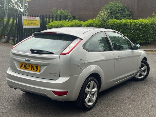 Used Ford Focus 2009 for sale - 74867361: Photo 7