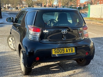 Used Toyota IQ 2009 for sale - 77096402: Photo