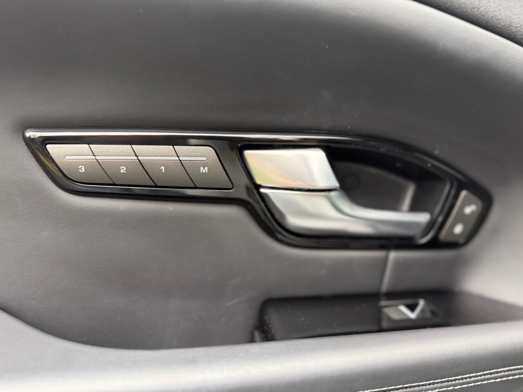 Used Land Rover Range Rover Evoque 2018 for sale - 77384022: Photo 16