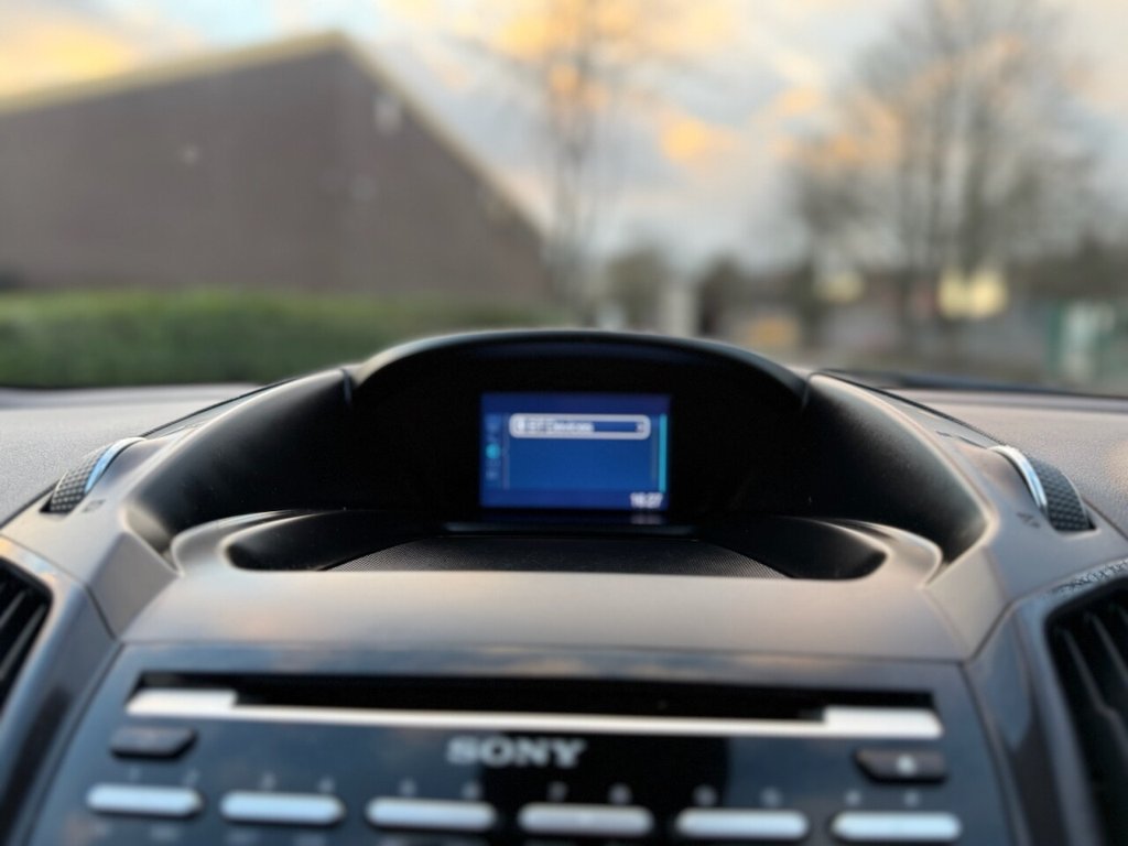 Used Ford Kuga 2015 for sale - 77102505: Photo 21