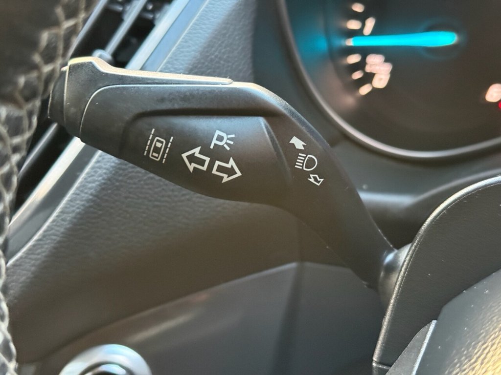 Used Ford Kuga 2015 for sale - 77102505: Photo 28